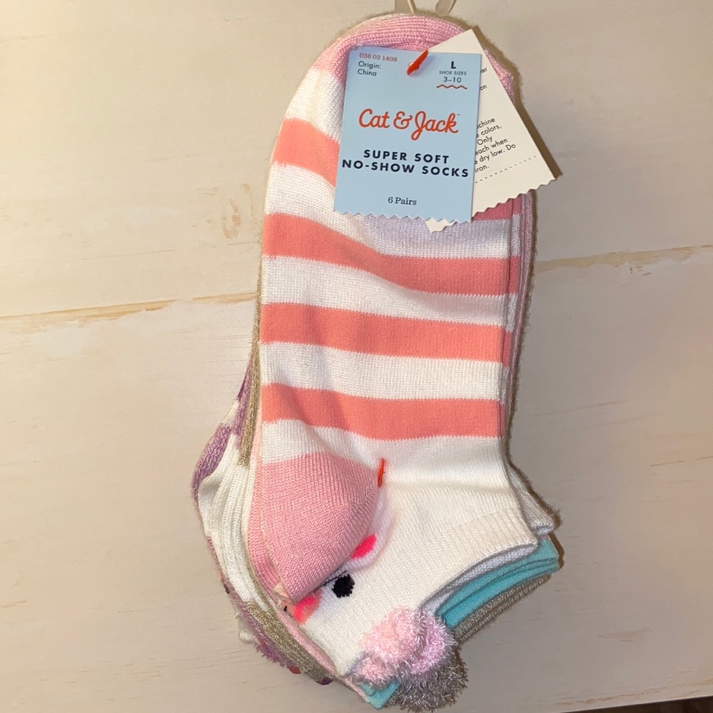 6 pairs Cat and Jack No-Show Socks